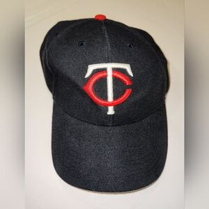 Minnesota Twins Hat MLB Cap '47 Brand Adjustable Hook Loop Baseball EUC With Tag